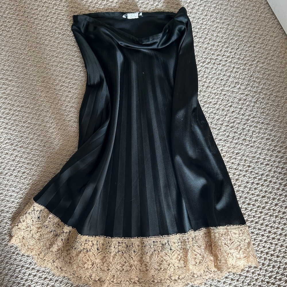 Miqeulina Slip Skirt (XS)